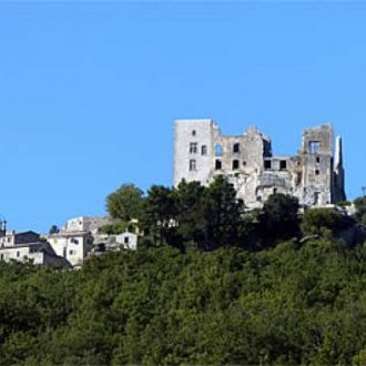 Zřícenina hradu Lacoste