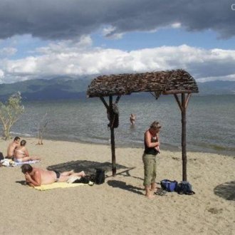 Pláž na Prespanském jezeře