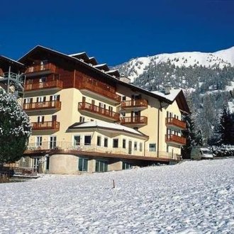 Hotel Bellamonte 4* (Bellamonte-Alpe Lusia, 1.373 m)