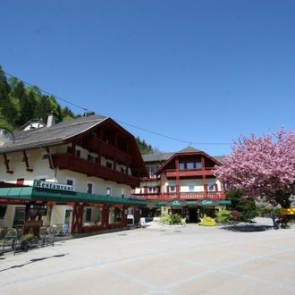 Landhotel Kreinerhof 3* (Möllbrücke, 560 m)