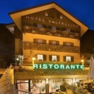 Hotel Valtellina Livigno - večerní pohled