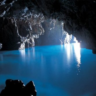 15 Ostrov Capri - Modrá jeskyně