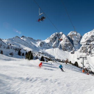 Schlick-2000 - lyžování v krásném světě