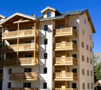 Eden Living Stone Vars 01