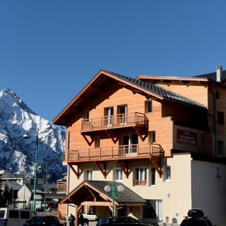 Rezidence Ours Blanc (Deux Alpes, 1.650 m)